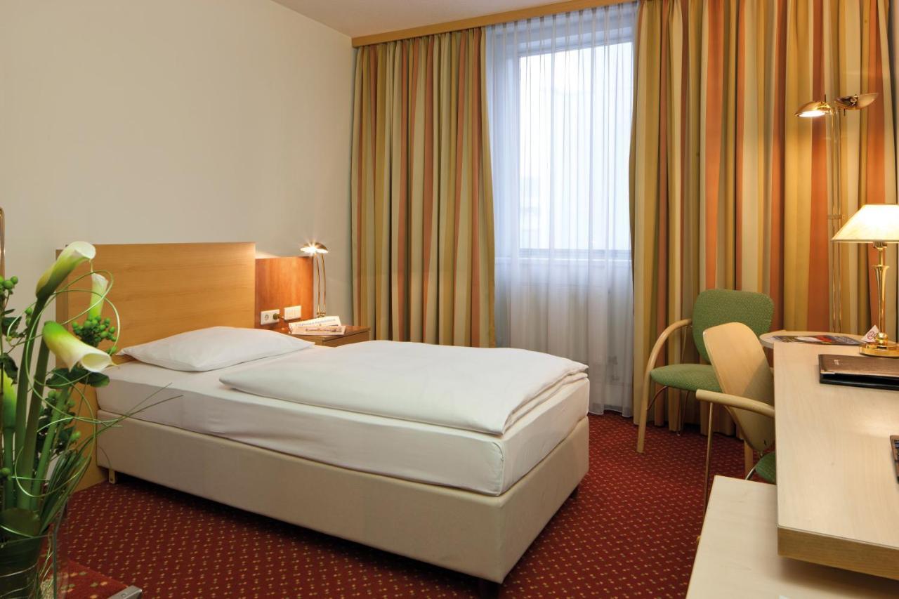 Austria Trend Hotel Salzburg West Himmelreich Exterior photo